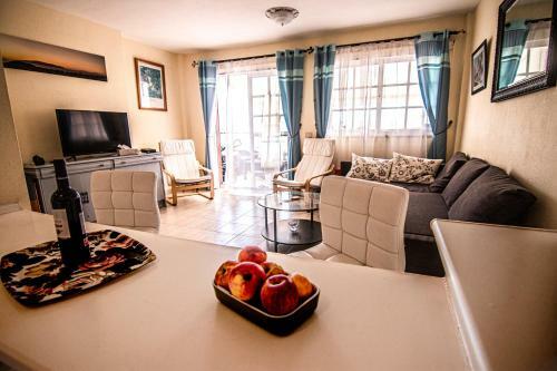 Sunny Terrace Cozy Apartment