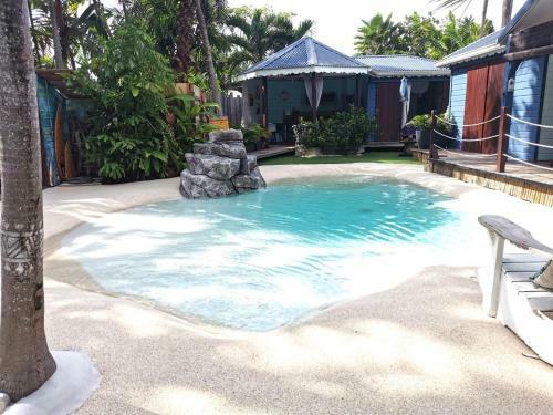 Tiki Paradise Lodge Fwi