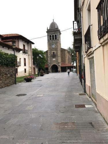 Calle Quinta, 3