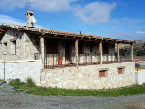 Moderna Casa De Piedra