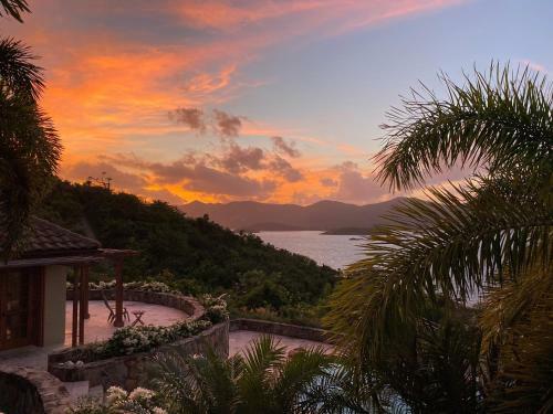 Hotel Lovango Resort And Beach Club