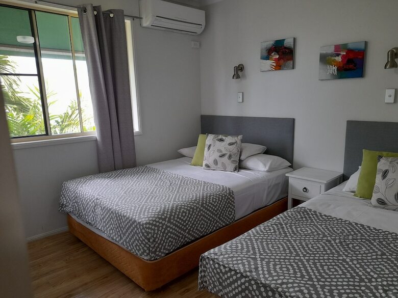 Aparthotel Airlie Apartments