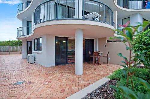 Apartamentos Windward Passage