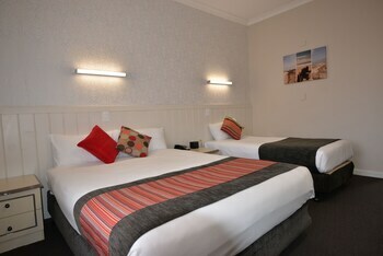 Ace Motor Inn