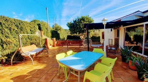 Abeleshome. Villa Con Piscina, Barbacoa Y Parque Infantil.