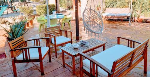 Abeleshome. Villa Con Piscina, Barbacoa Y Parque Infantil.