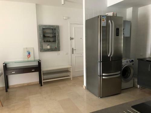 Seashape Apartment In Manilva