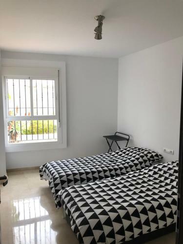 Seashape Apartment In Manilva