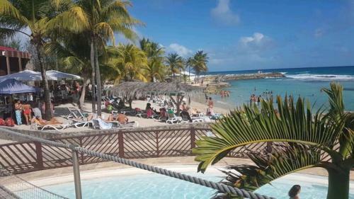 Apartamento Saint Francois Manganao Sunset Bord de Plage