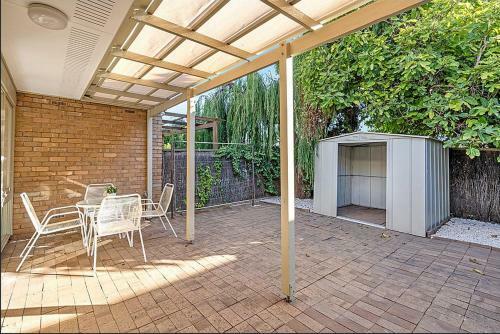 Adelaide Holiday Home