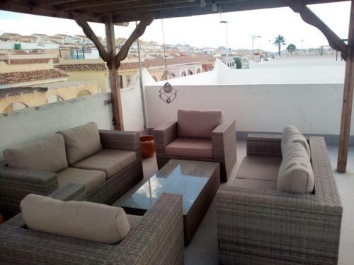 Immaculate 2-bed Villa With Pool In Mazarron