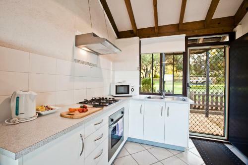 Chandlers Smiths Beach Villas