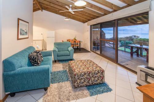 Chandlers Smiths Beach Villas