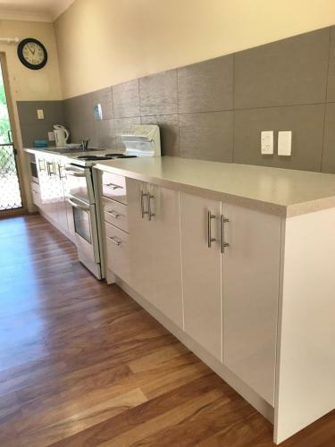 Murchison View Apartments