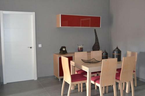 Apartamentos Nayda Gran Casa Con Piscina