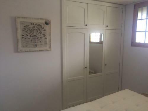 Central Apartment Overlooking Yumbo Centre With Heated Pool