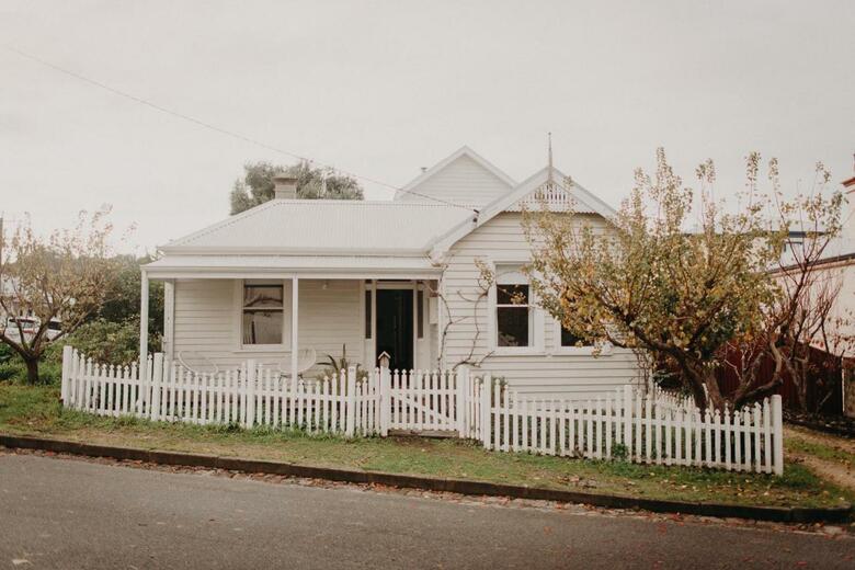 Lovingly Restored Home In Central Albany