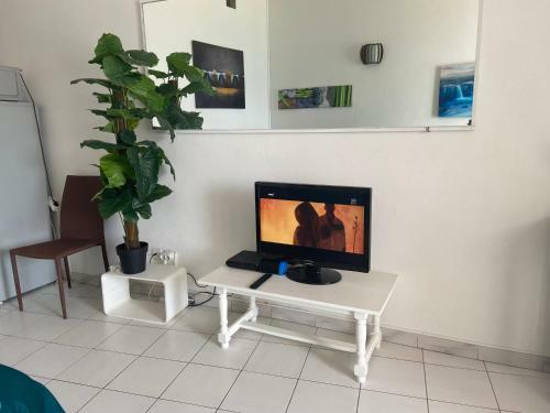 Apartamento Studio 3 Ilets Pieds Dans L Eau Et Piscine