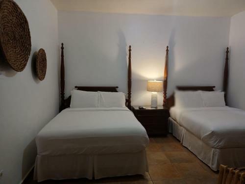 Hotel Turtle Bay Inn