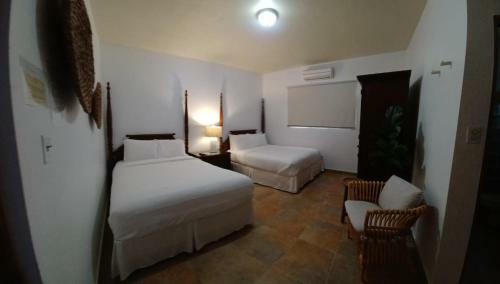 Hotel Turtle Bay Inn