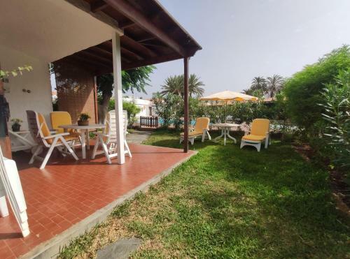 Lovely 2 Bedroom Bungalow With Parking