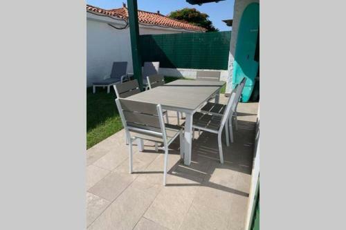 Renovated 2 Bedroom Bungalow In Playa Del Ingl�s
