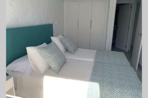 Renovated 2 Bedroom Bungalow In Playa Del Ingl�s