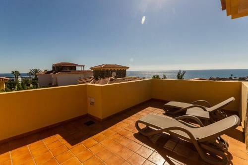 Sea Edge Friendly Villa