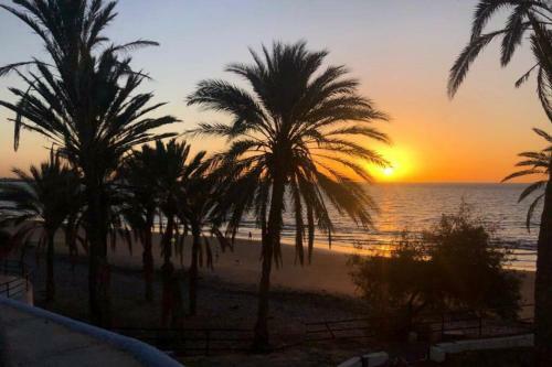 Apartamento Pharus: Retro Beach Home
