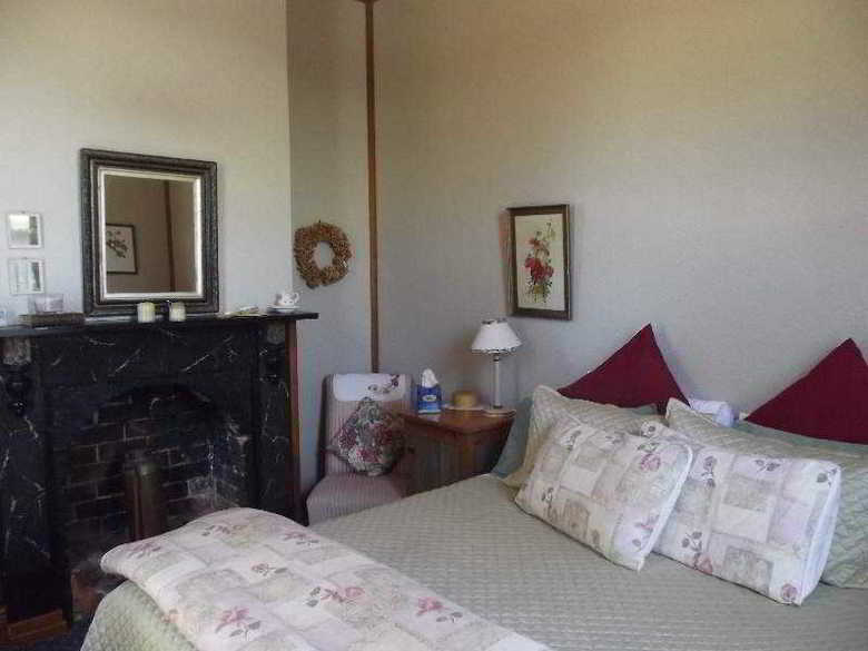 Mcintosh Cottages