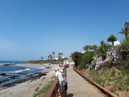 Apartamento Front Line Beach