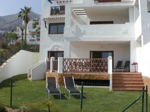 2 Bedroom Apartments On Private Gated Development