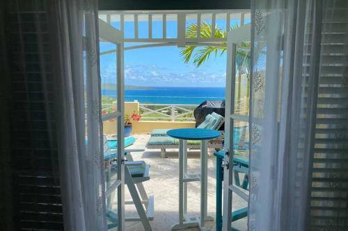 Villa Splash Of Lime - Private Hilltop Pool Oasis!