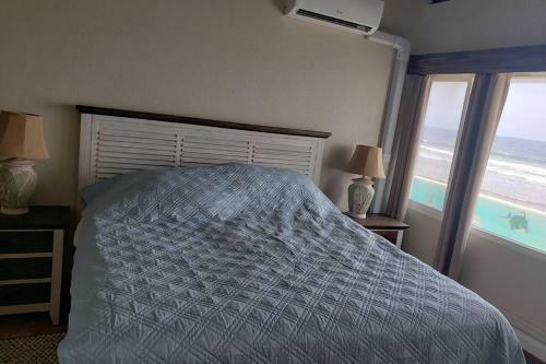 Apartamento Sleepy Shores!! Beachfront 2 Bed;2 Bath Condo!