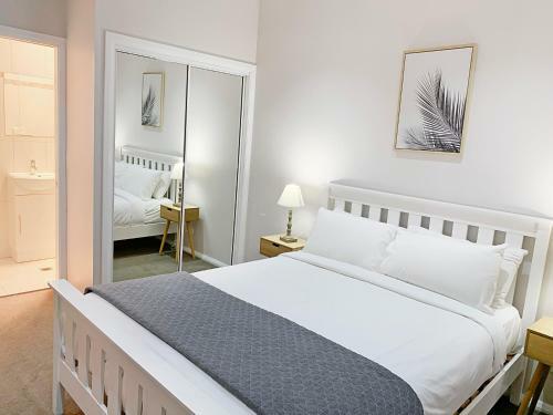 Bright 3-bedroom Apartment - Central Armidale
