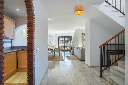 Penthouse In Calahonda Park