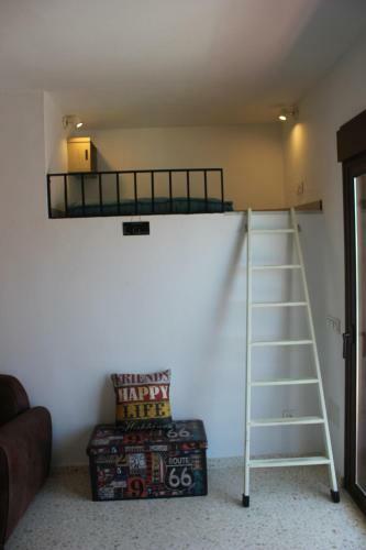 Apartamento Casa Mixa Con Decoraci�n Estilo Industrial