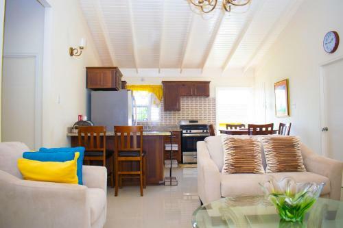 Villa Sweet Retreat Homes