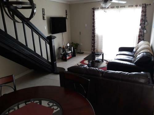 Apartamento Nuu Naples Hills (Very Central)