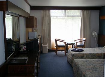 West Coaster Motel