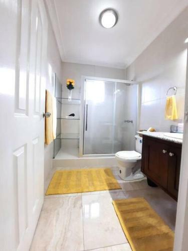 Apartamento Spacious 2 Bedroom In Portmore With Pool