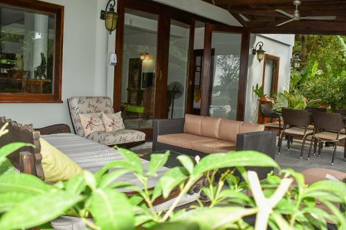Tikal Villa (Jamaica)