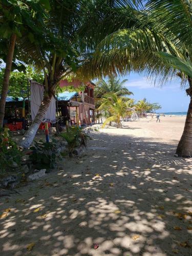 Reef Winds Villa