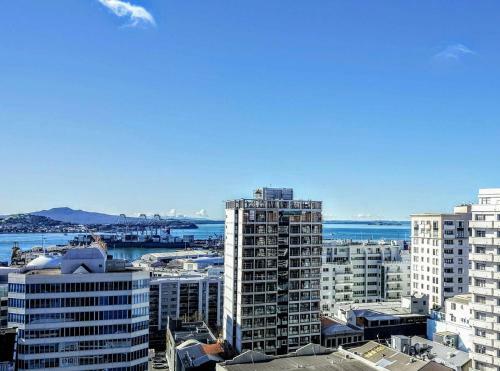 Cute Cbd Apartment With AC And Amazing Views