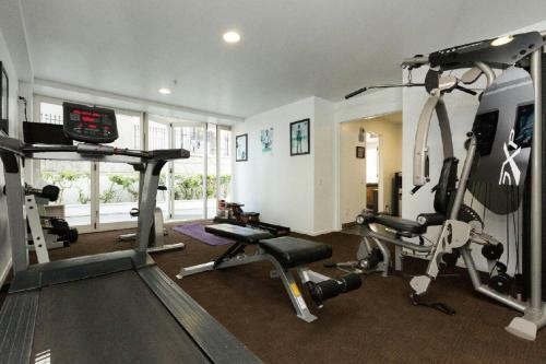 Cute Cbd Apartment With AC And Amazing Views