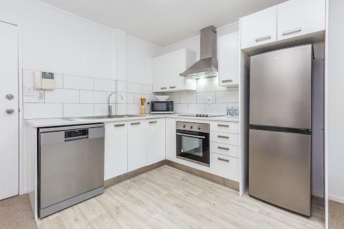 Peaceful Apartment At Victoria Park