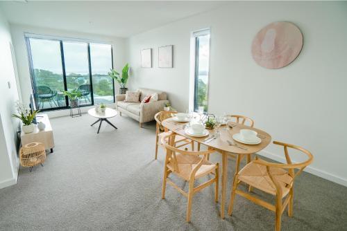 Chelseabay Modern Apartments