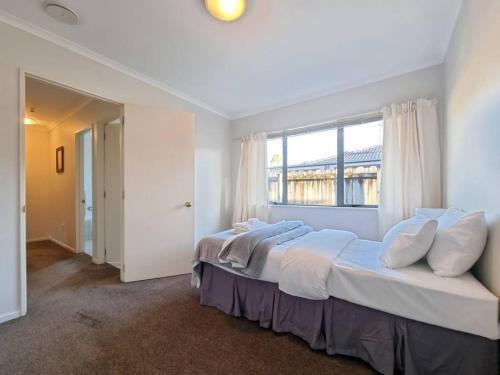 Beautiful 3br House, Westgate