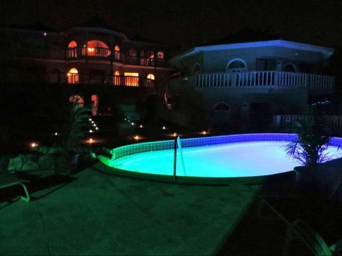 Hostal Rockcliff Villa