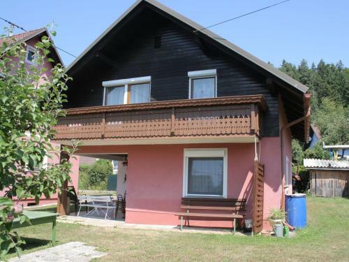 Cozy Holiday Home In Eberndorf With Garden